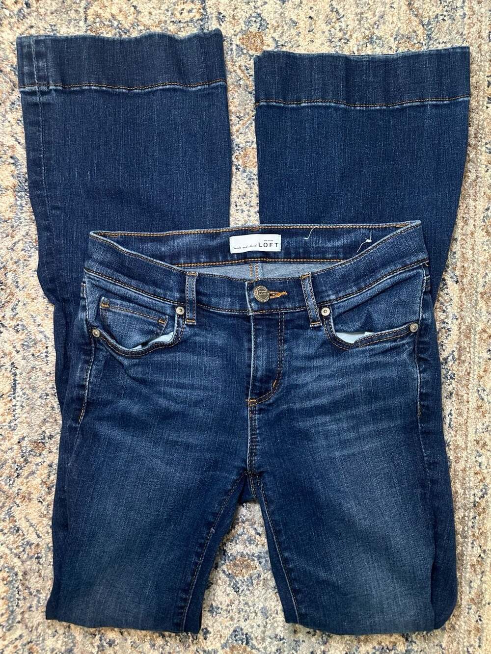 Ann Taylor LOFT Dark Wash Flare Jeans Size 25